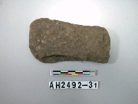 藏品(中型打製石斧)的圖片